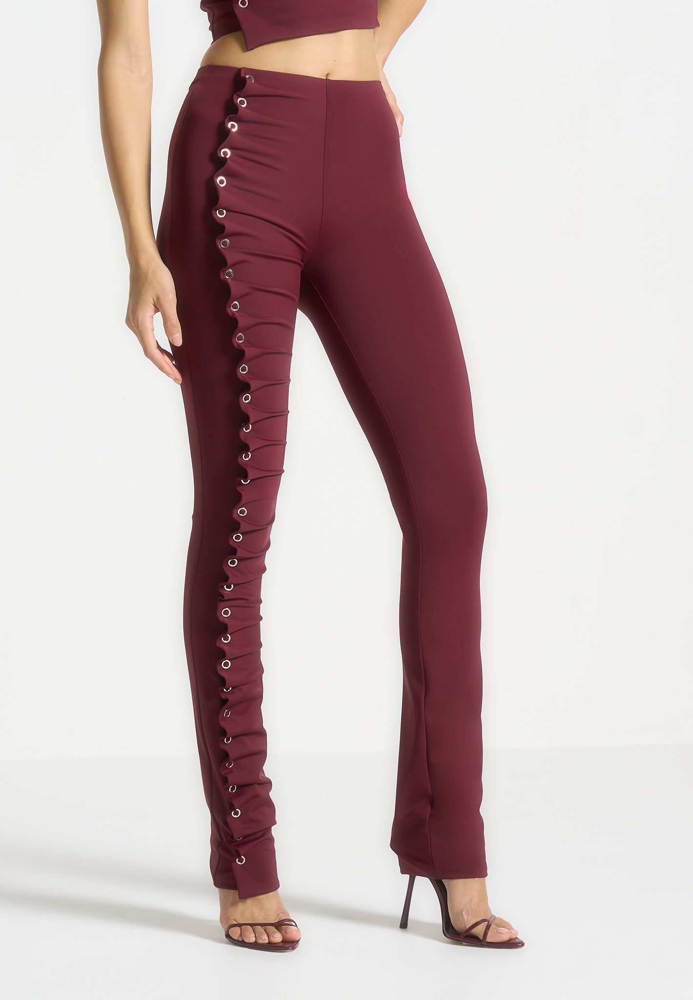 Leggings mit Ösendetail - Weinrot