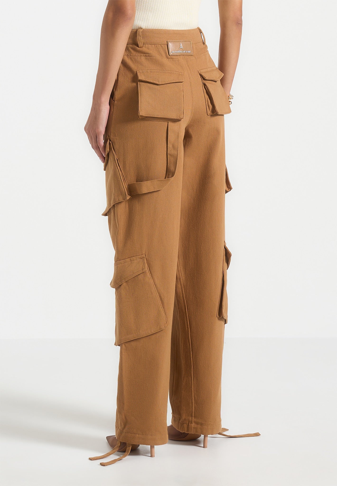 Cargohose mit hoher Taille - Hellbraun
