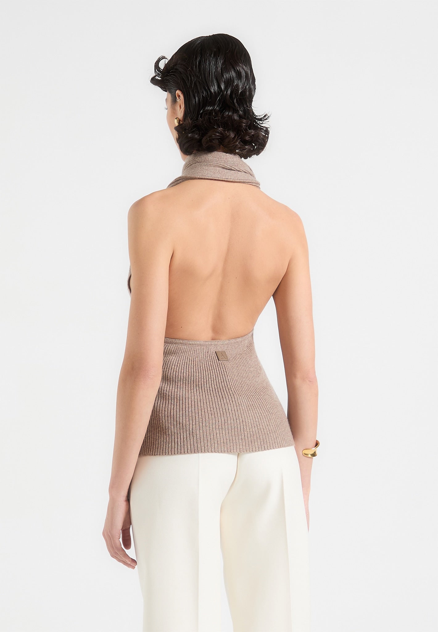 Gestricktes drapiertes Neckholder-Top - Taupe