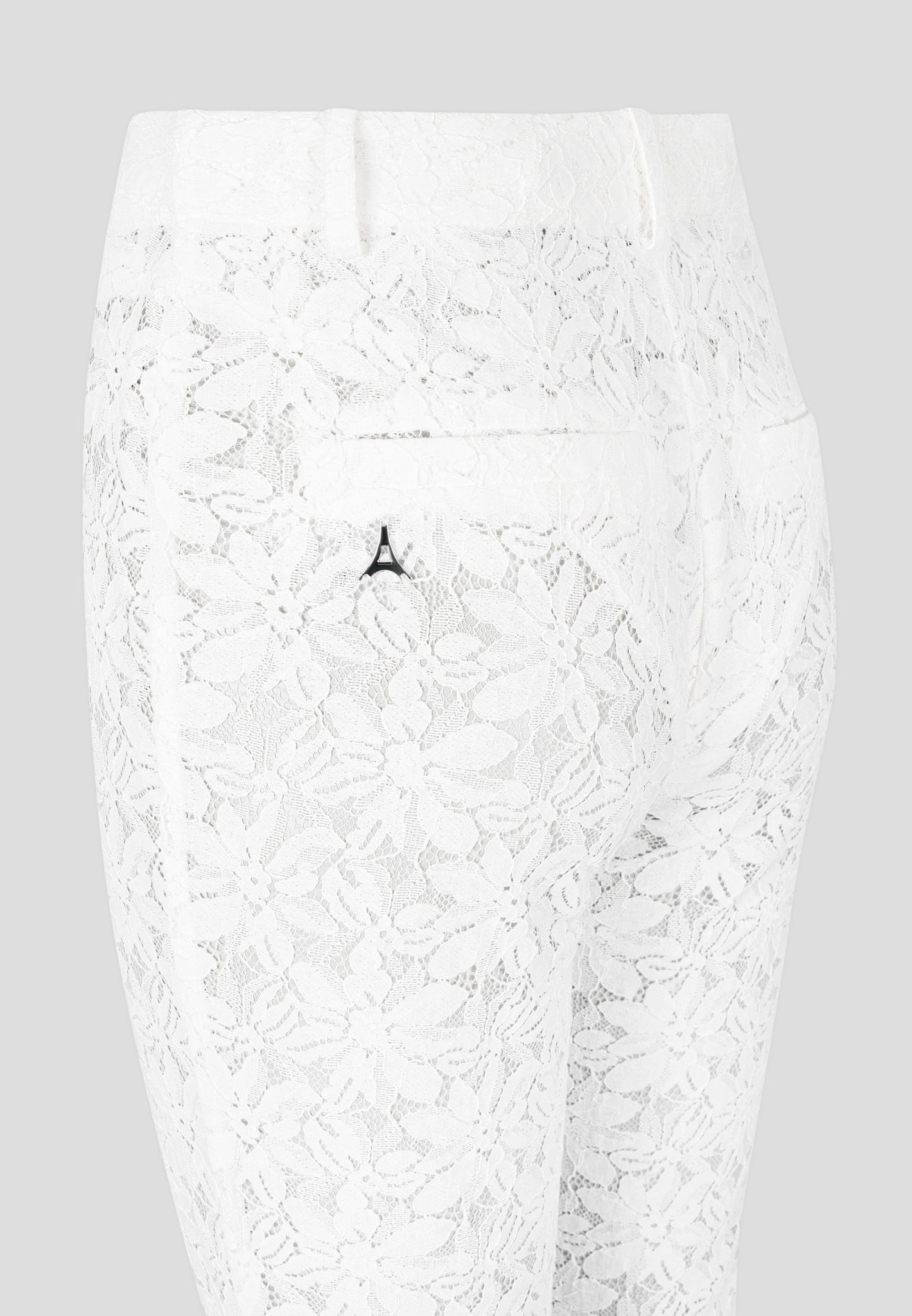 Fit-and-Flare-Hose mit Spitze - Weiß