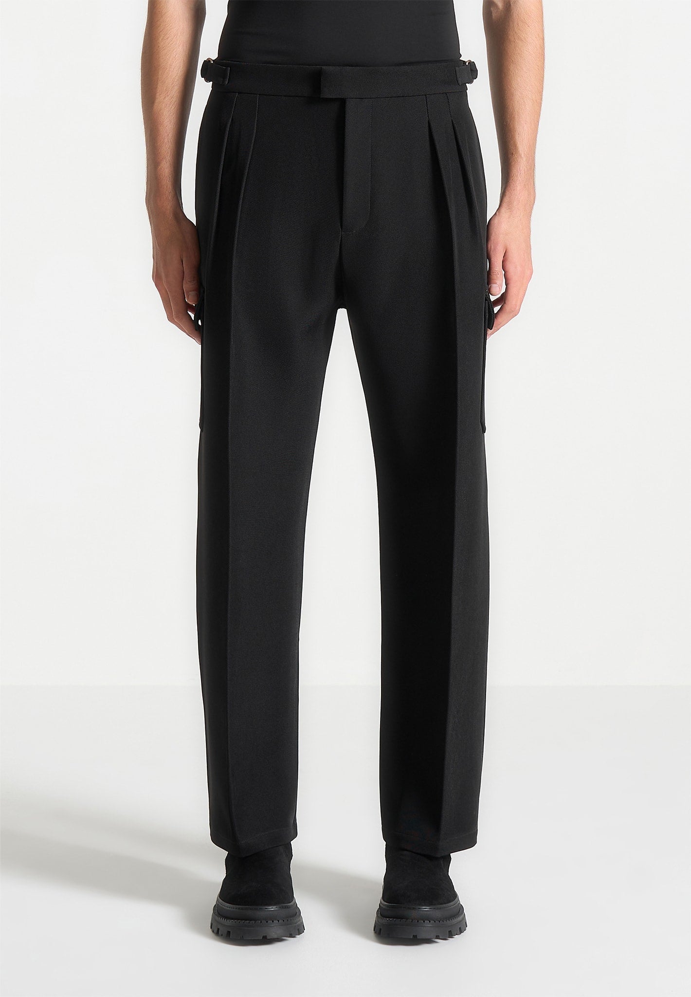 Relaxed Fit Twill-Hose mit Taschen - Schwarz