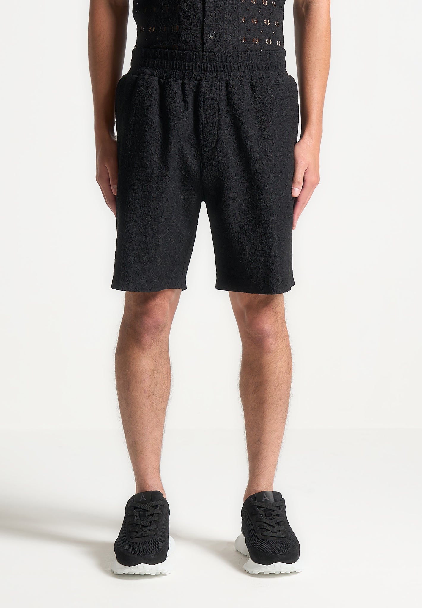 Strukturierte Shorts - Schwarz
