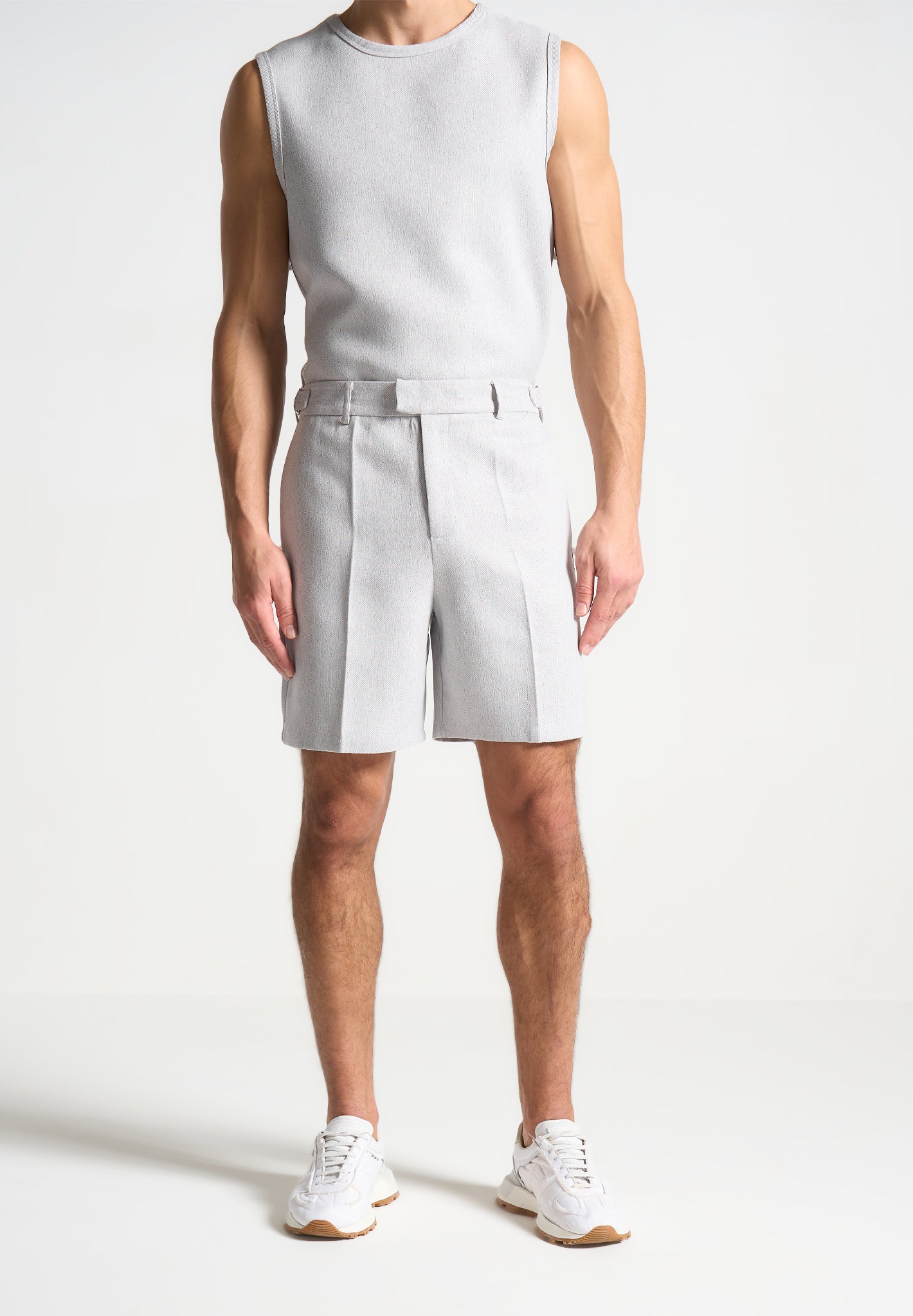 Strukturierte, maßgeschneiderte Shorts - Grau