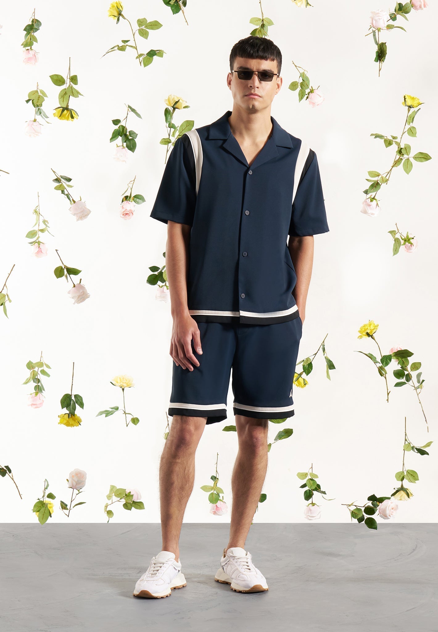 College-Shorts - Marineblau