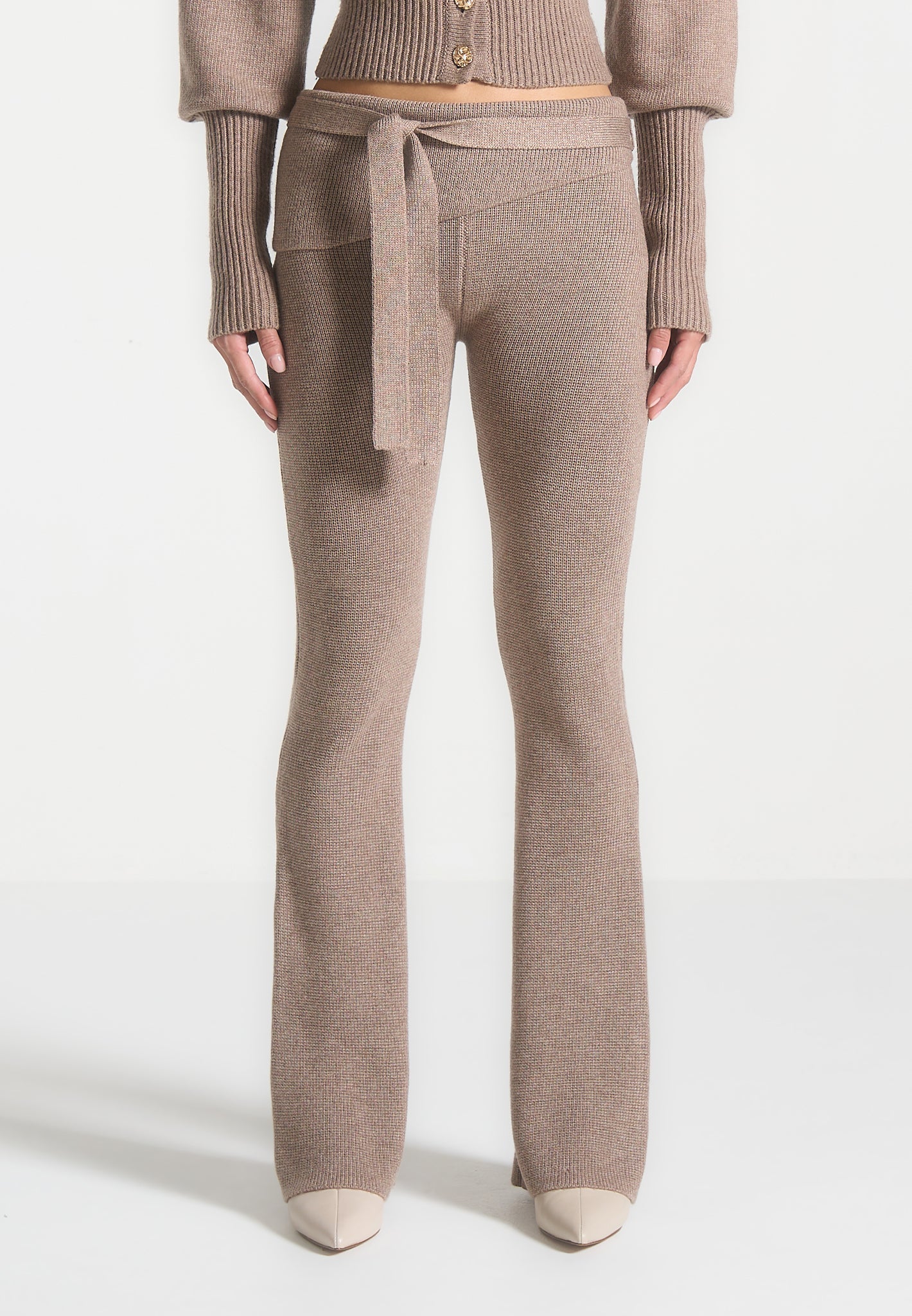 Gestrickte Fit &amp; Flare-Leggings mit Gürtel - Taupe