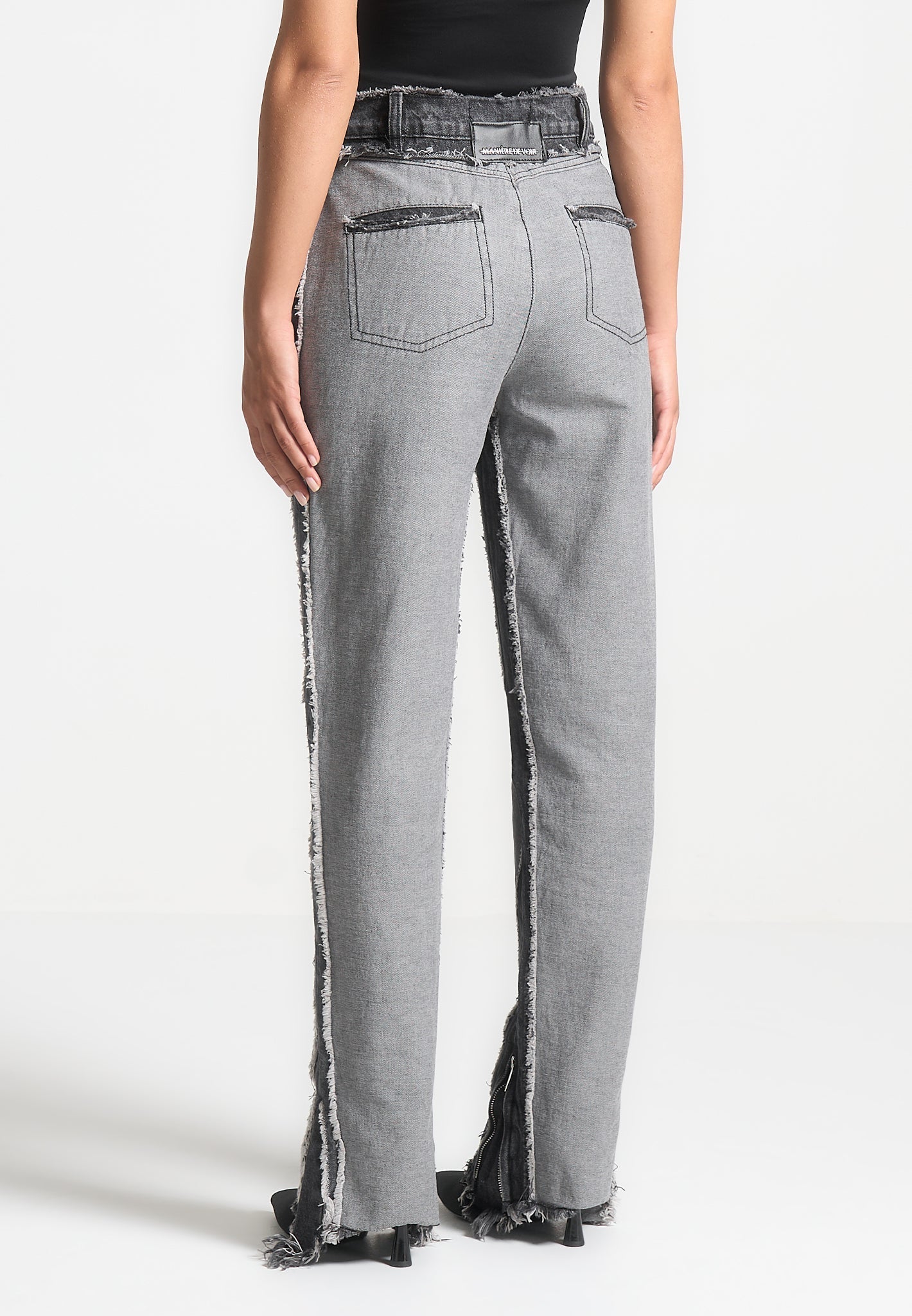 Distressed Mom Jeans – Verwaschenes Schwarz