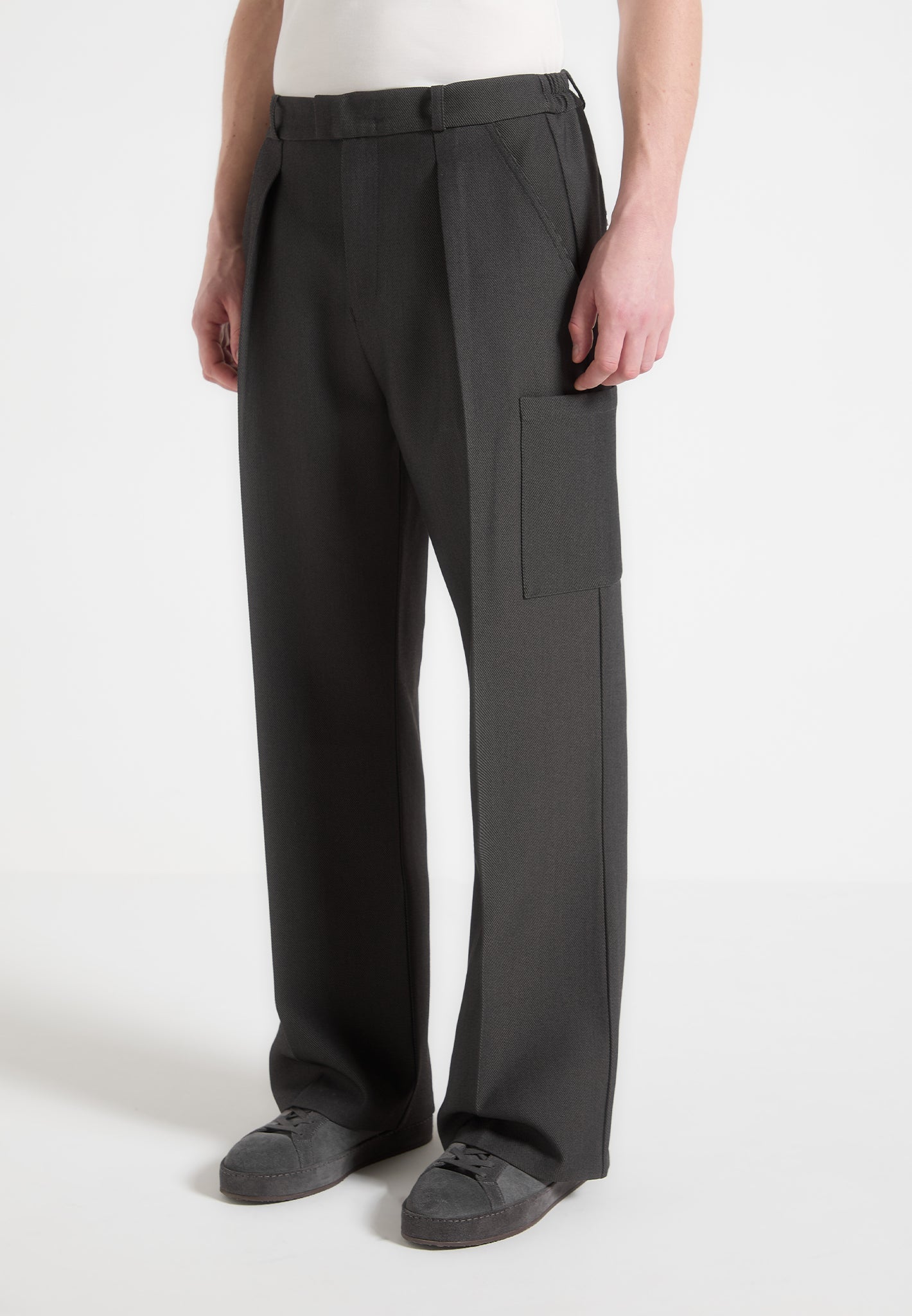 Weite Bundfaltenhose mit Taschen - Grau 