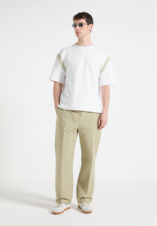 Varsity T-Shirt - Off White/Salbeigrün 
