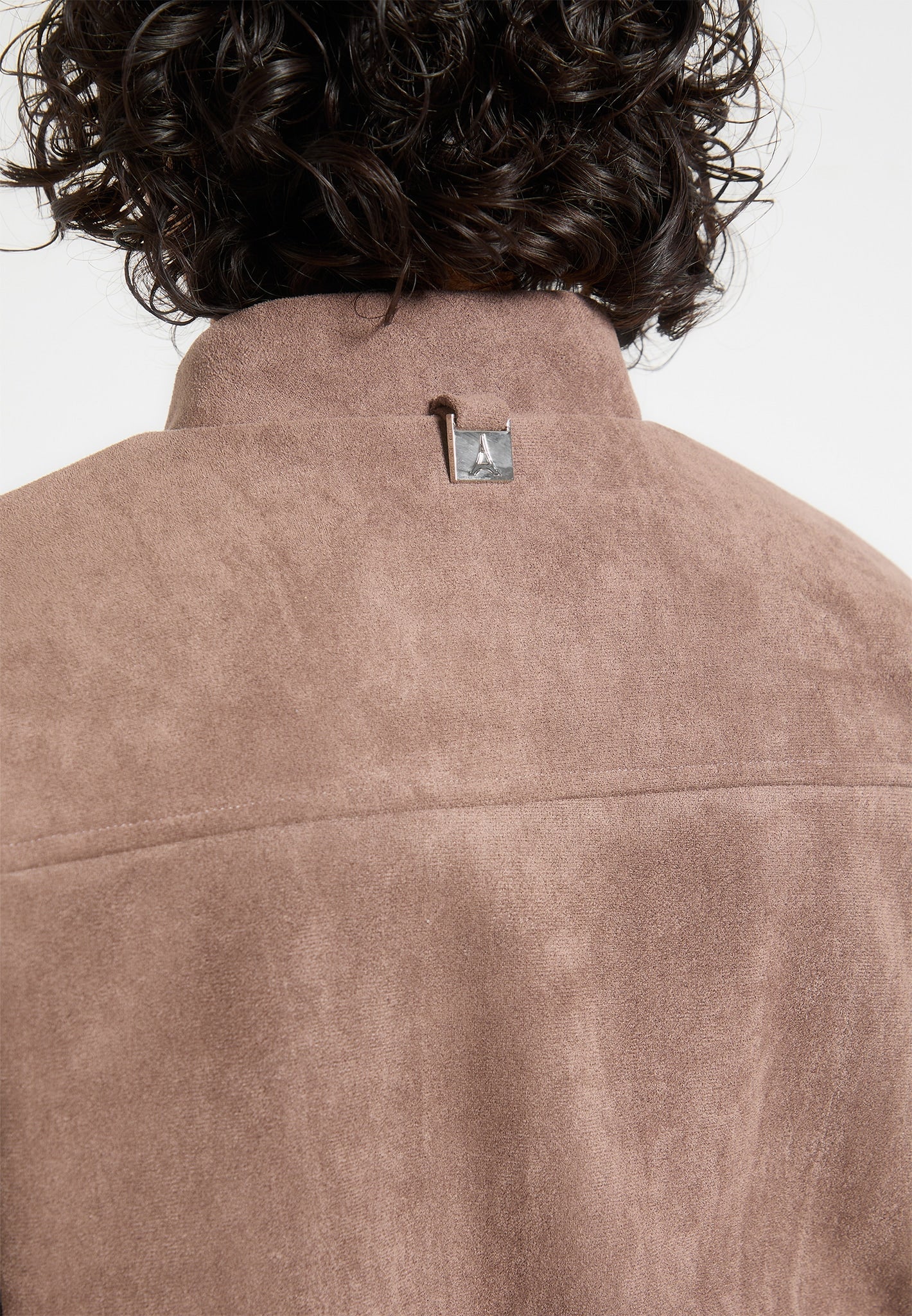 Bomberjacke aus Wildleder mit breiten Schultern - Taupe 