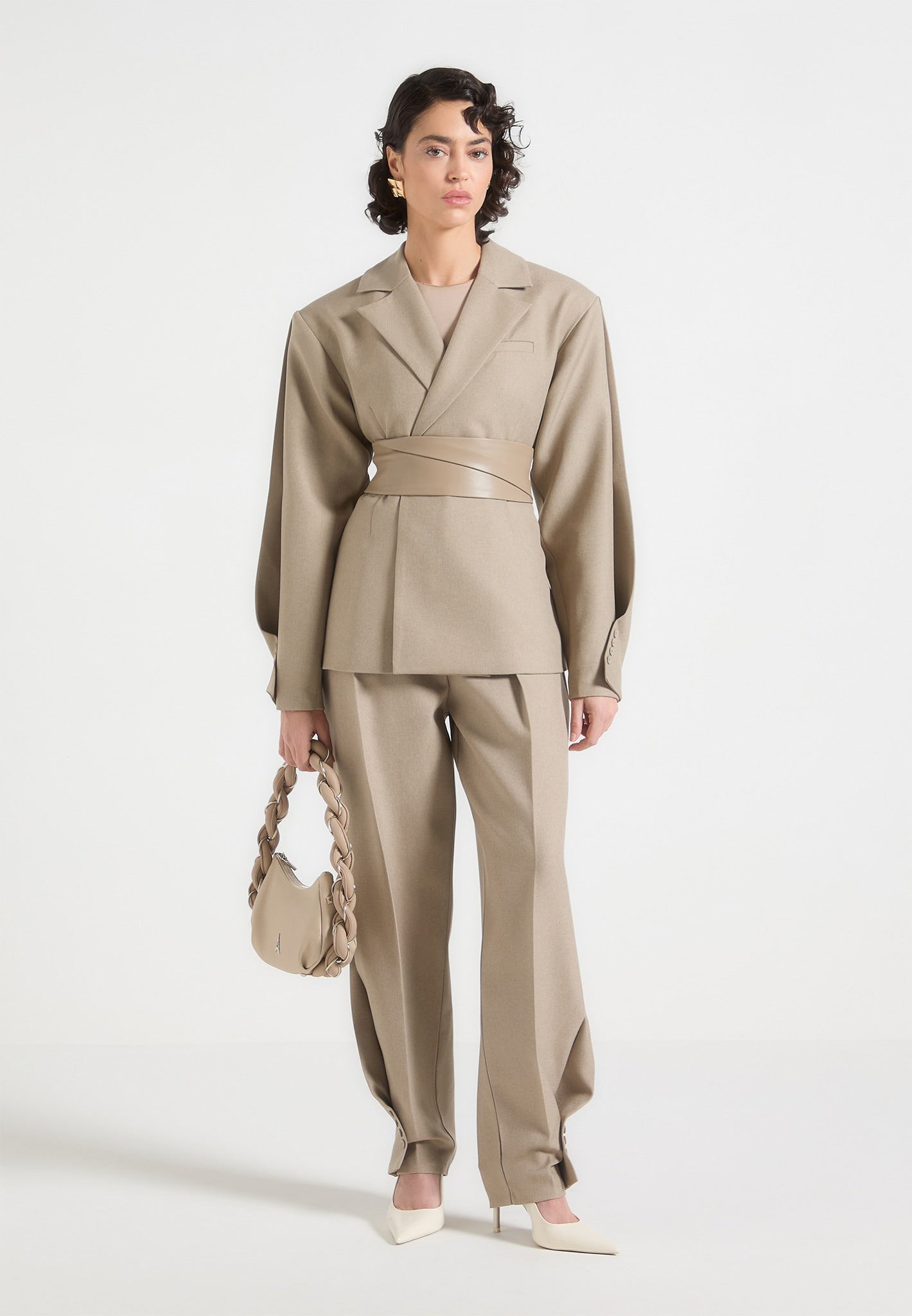 Tailored-Hose mit verdrehtem Bein - Taupe 