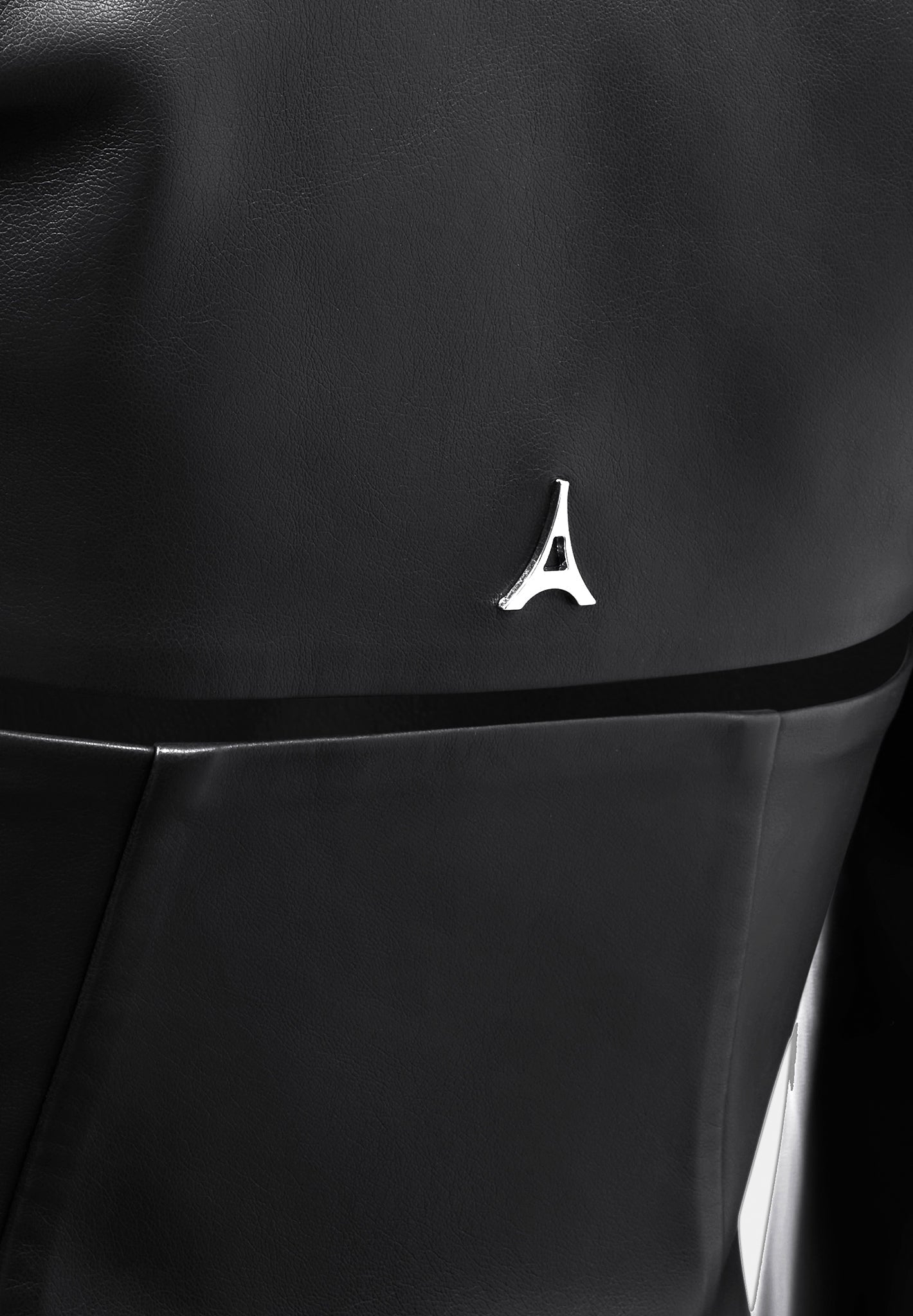 Blazer aus Leder mit Cut-Outs - Schwarz