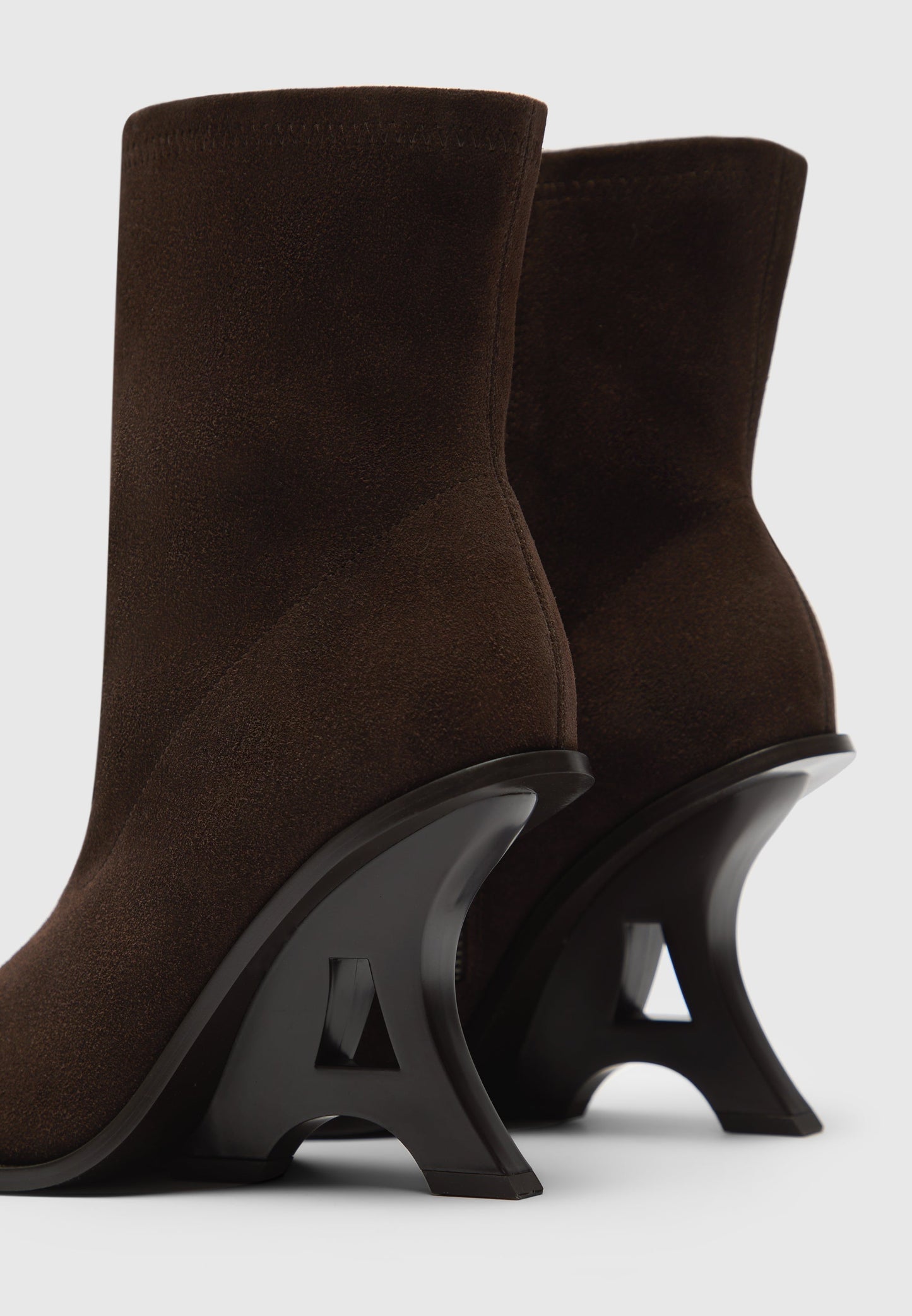 L'Eiffel Wildlederstiefel mit Absatz - Espresso