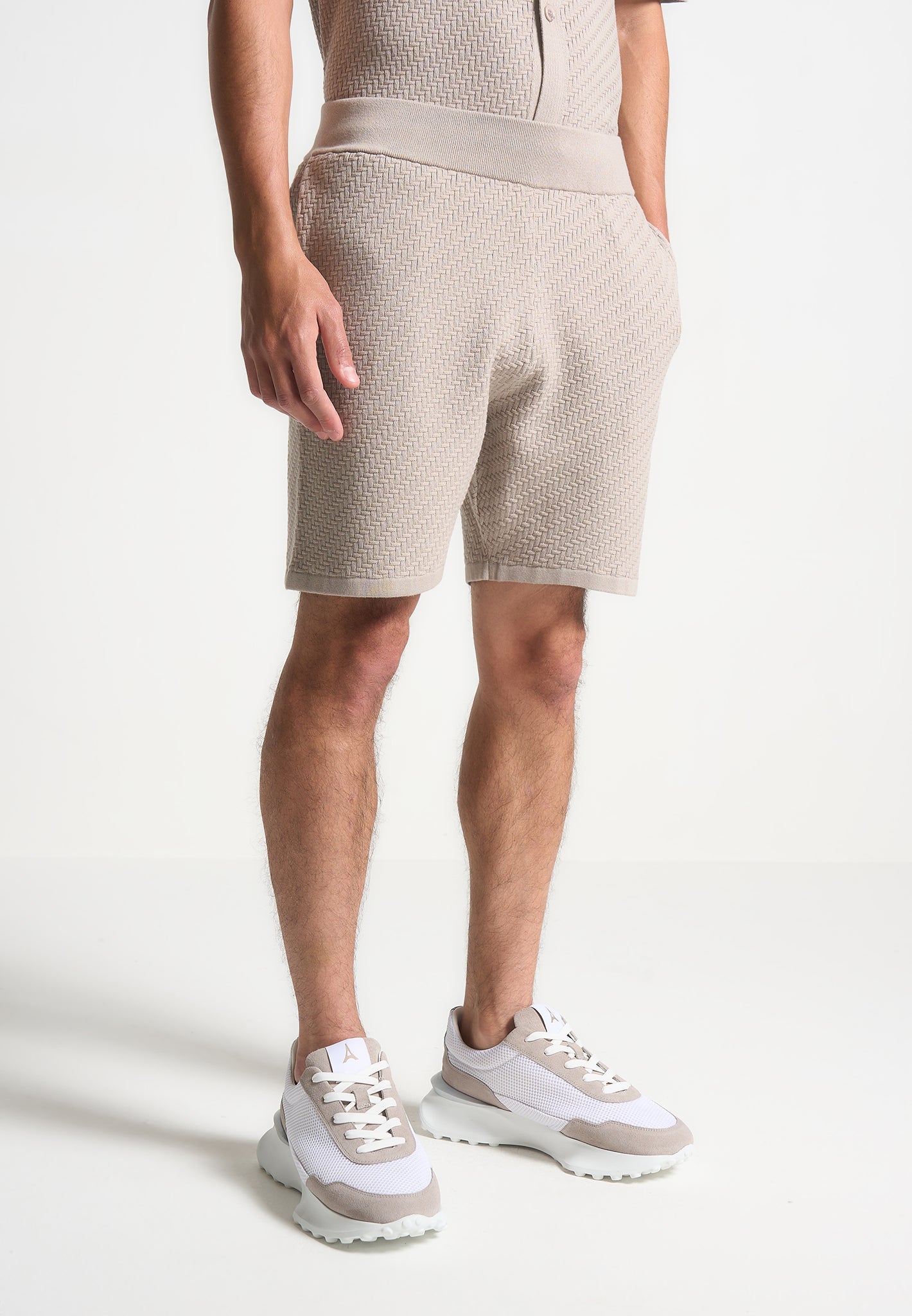 Fischgräten-Strickshorts - Taupe 
