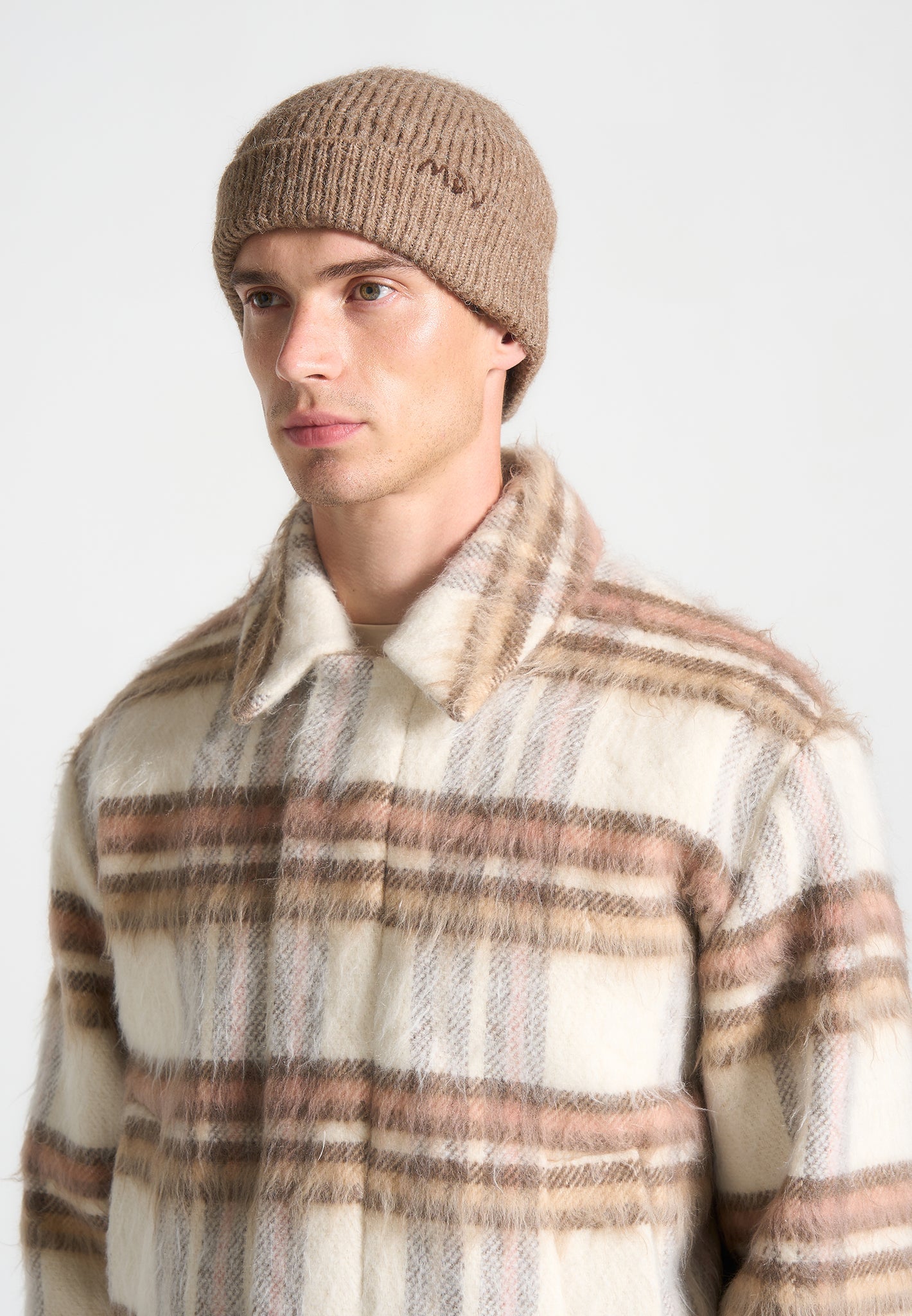 MDV Handgenähte Wollstrickmütze - Beige 