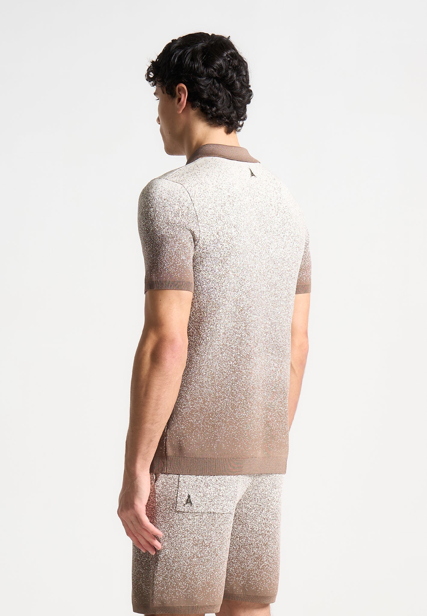Ombré-Strick-Poloshirt – Taupe/Weiß