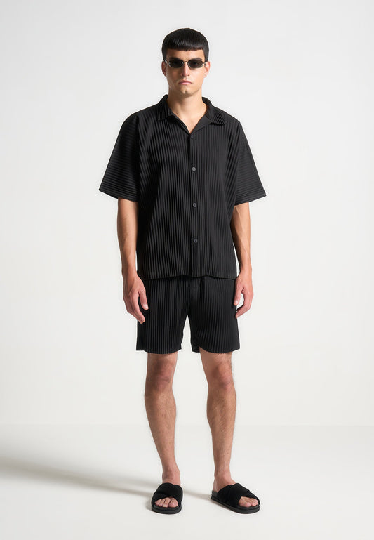 Shorts mit Falten - Schwarz 
