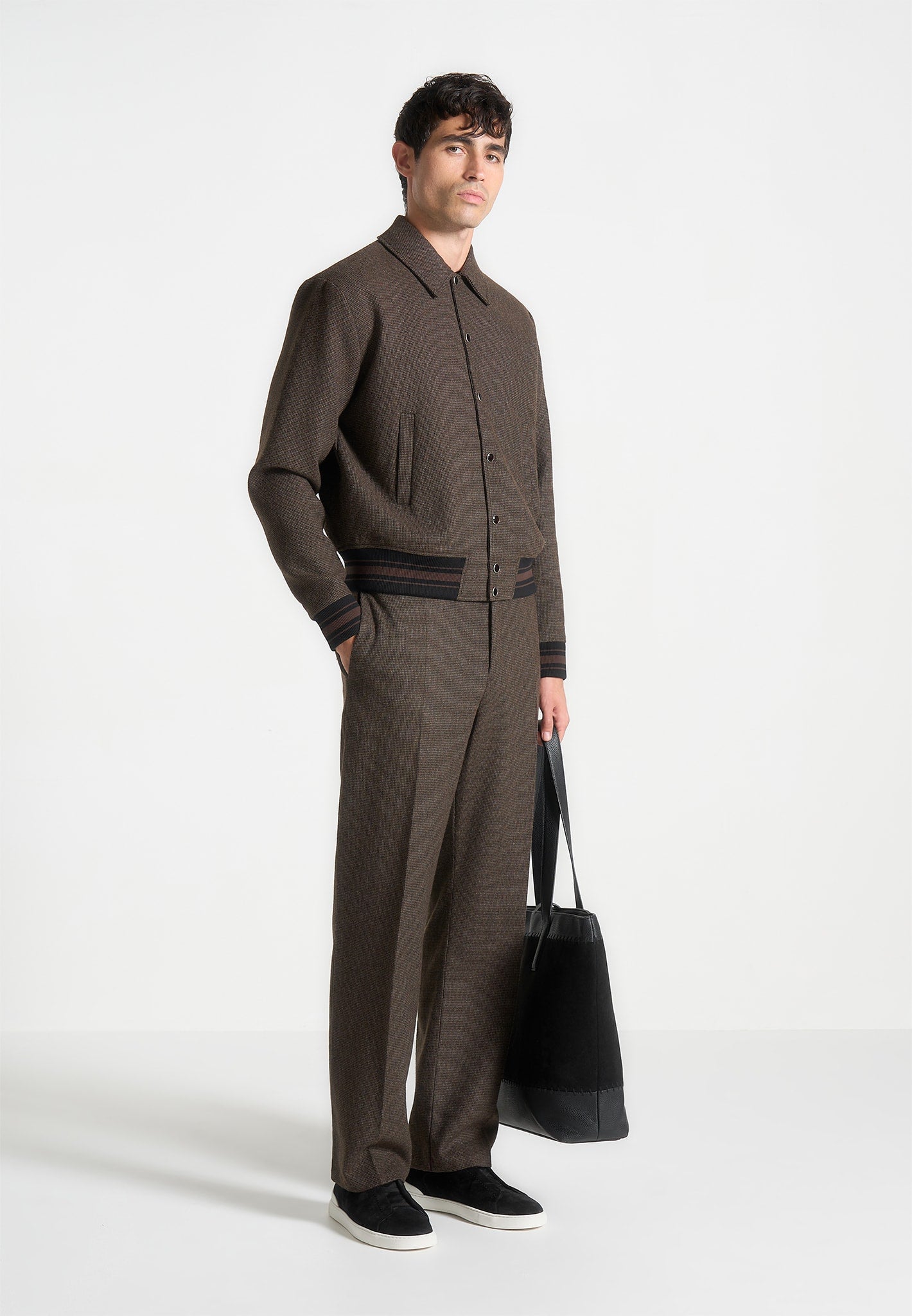 Regular Fit Hose aus Wollmischung mit Hahnentrittmuster - Braun 