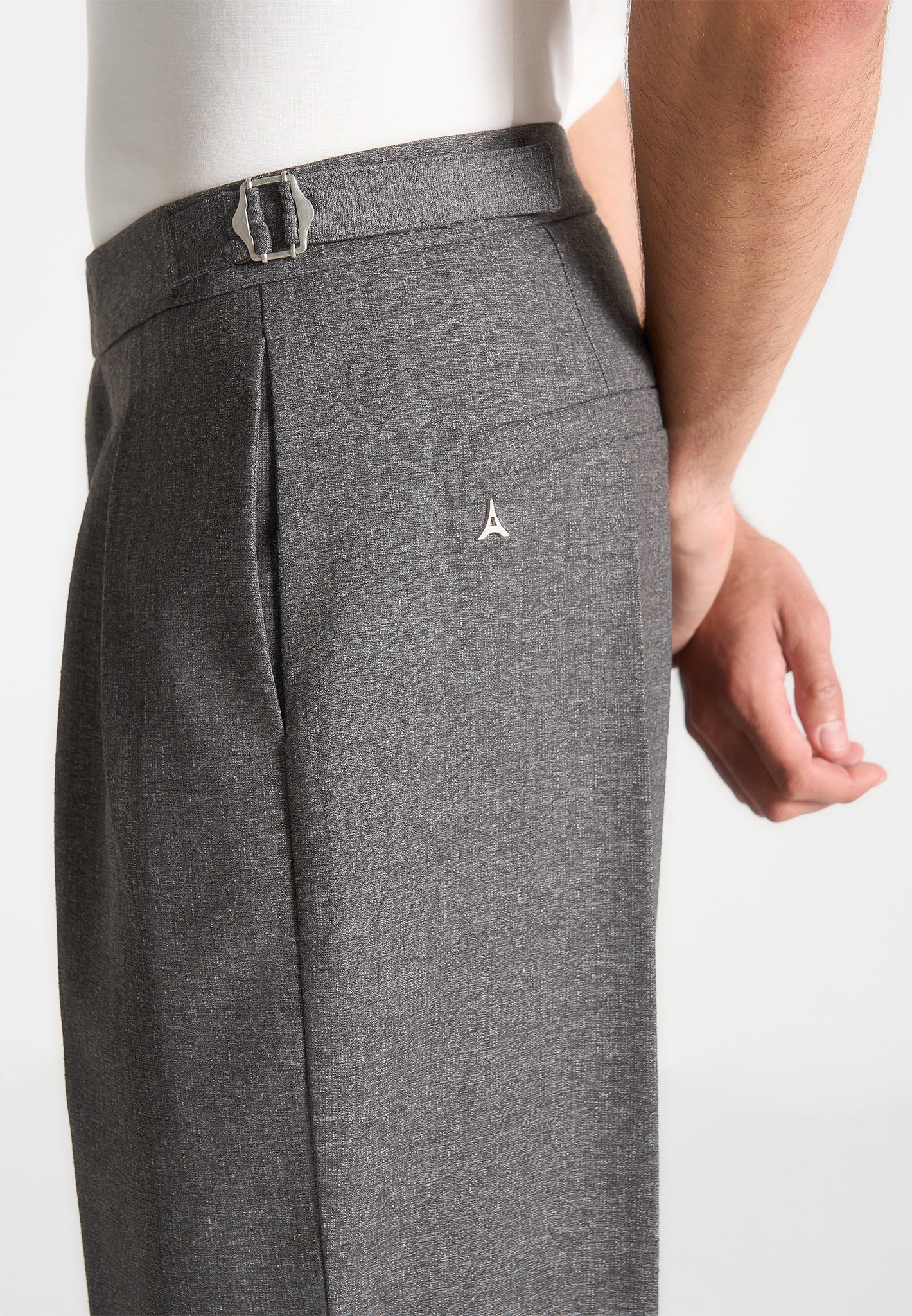 Strukturierte Tailoring-Hose mit Relaxed Fit - Grau 