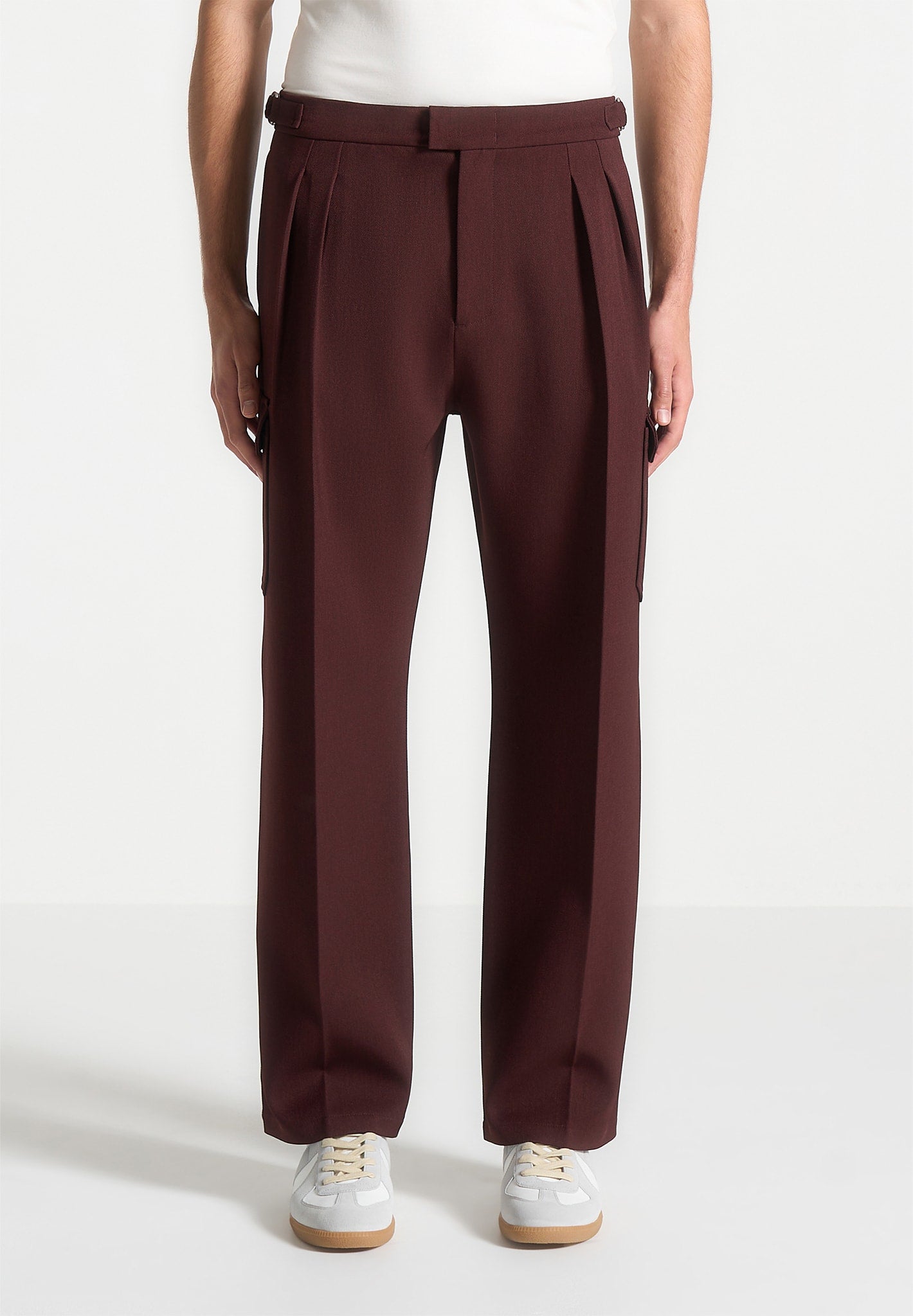 Relaxed Fit Twill-Hose mit Taschen - Weinrot 