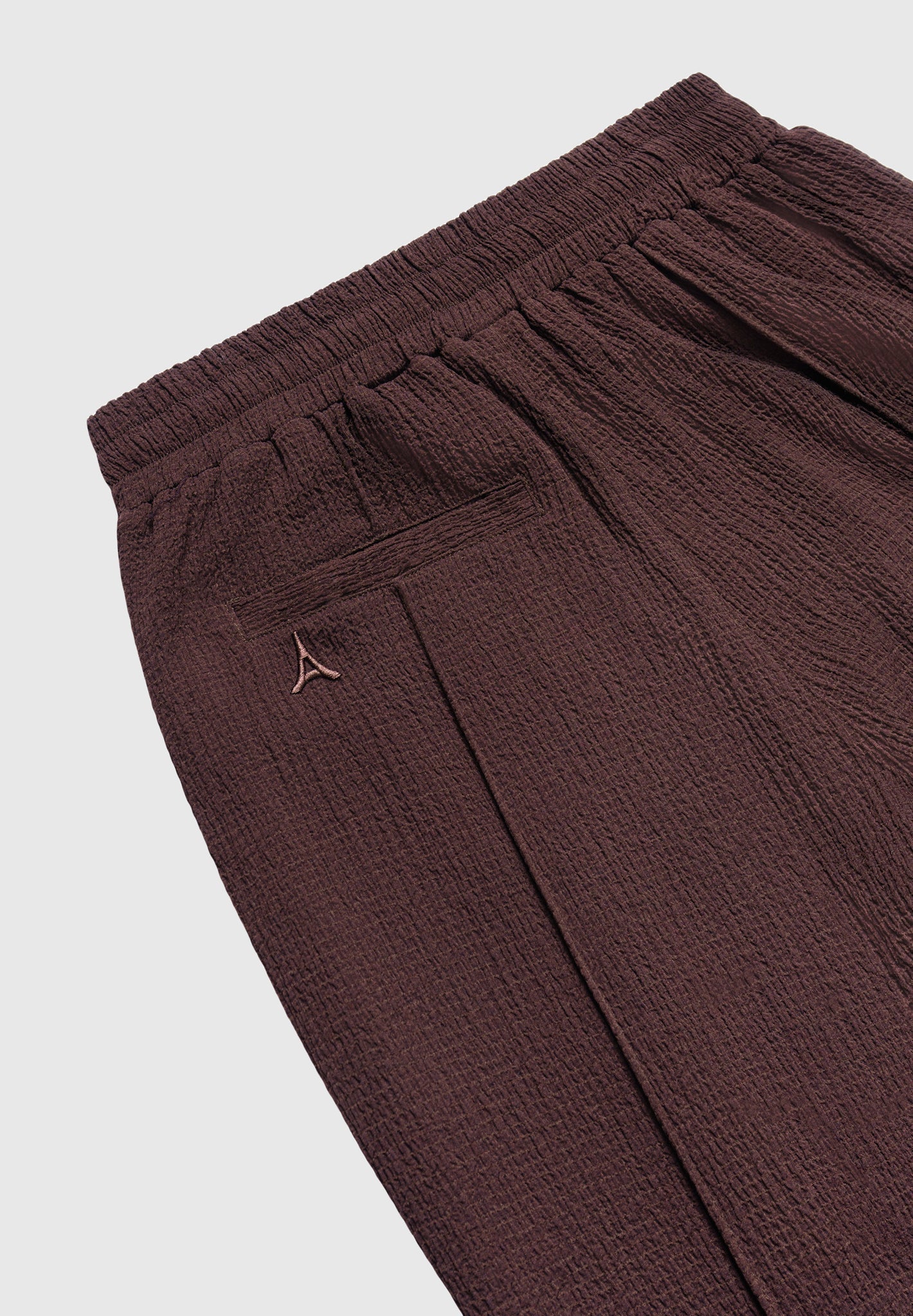 Karottenhose aus Seersucker - Braun