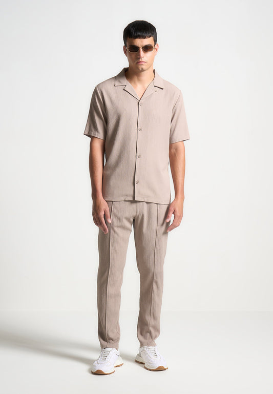 Karottenhose aus Seersucker - Taupe