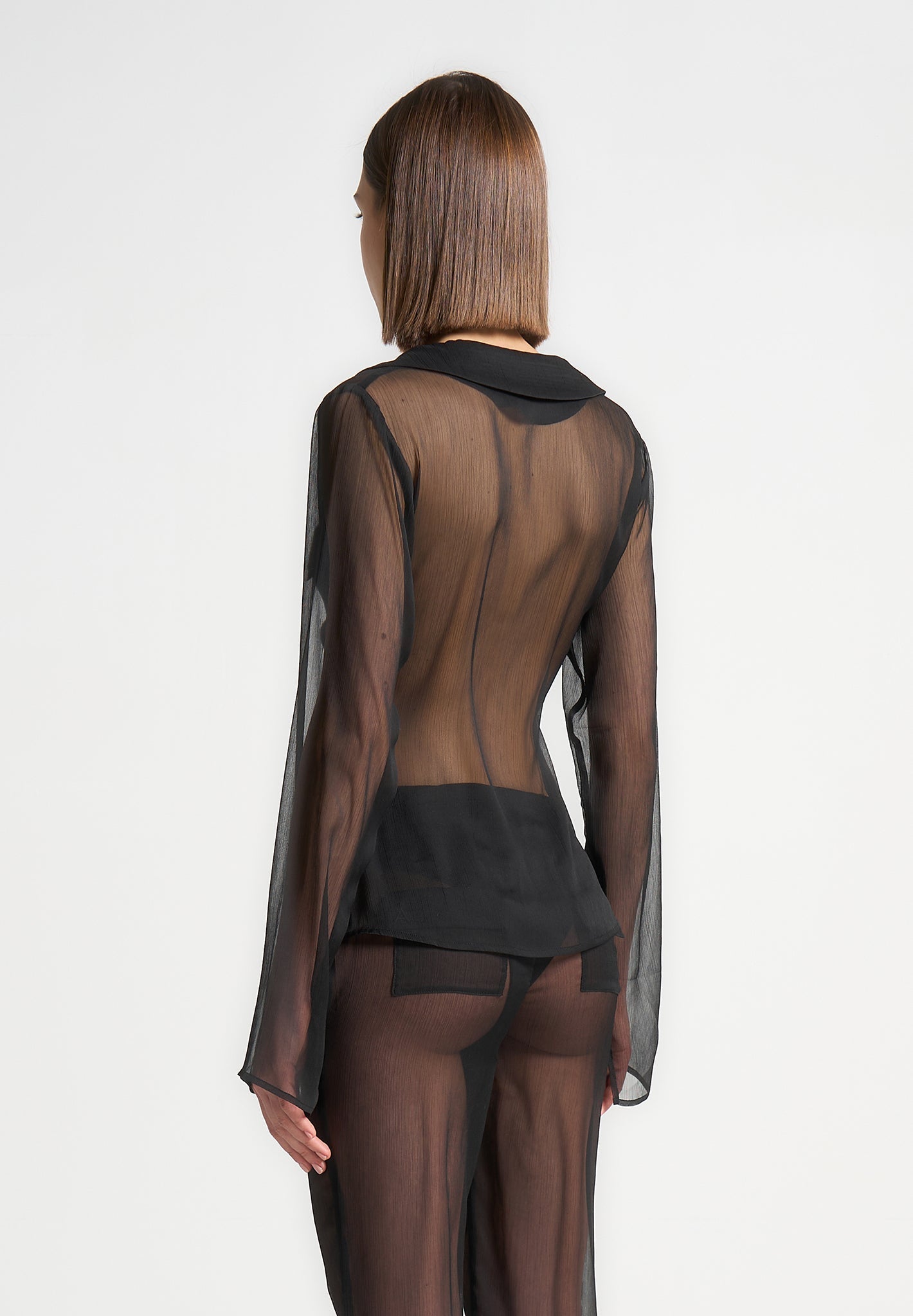 Transparentes Shirt mit Verschluss - Schwarz