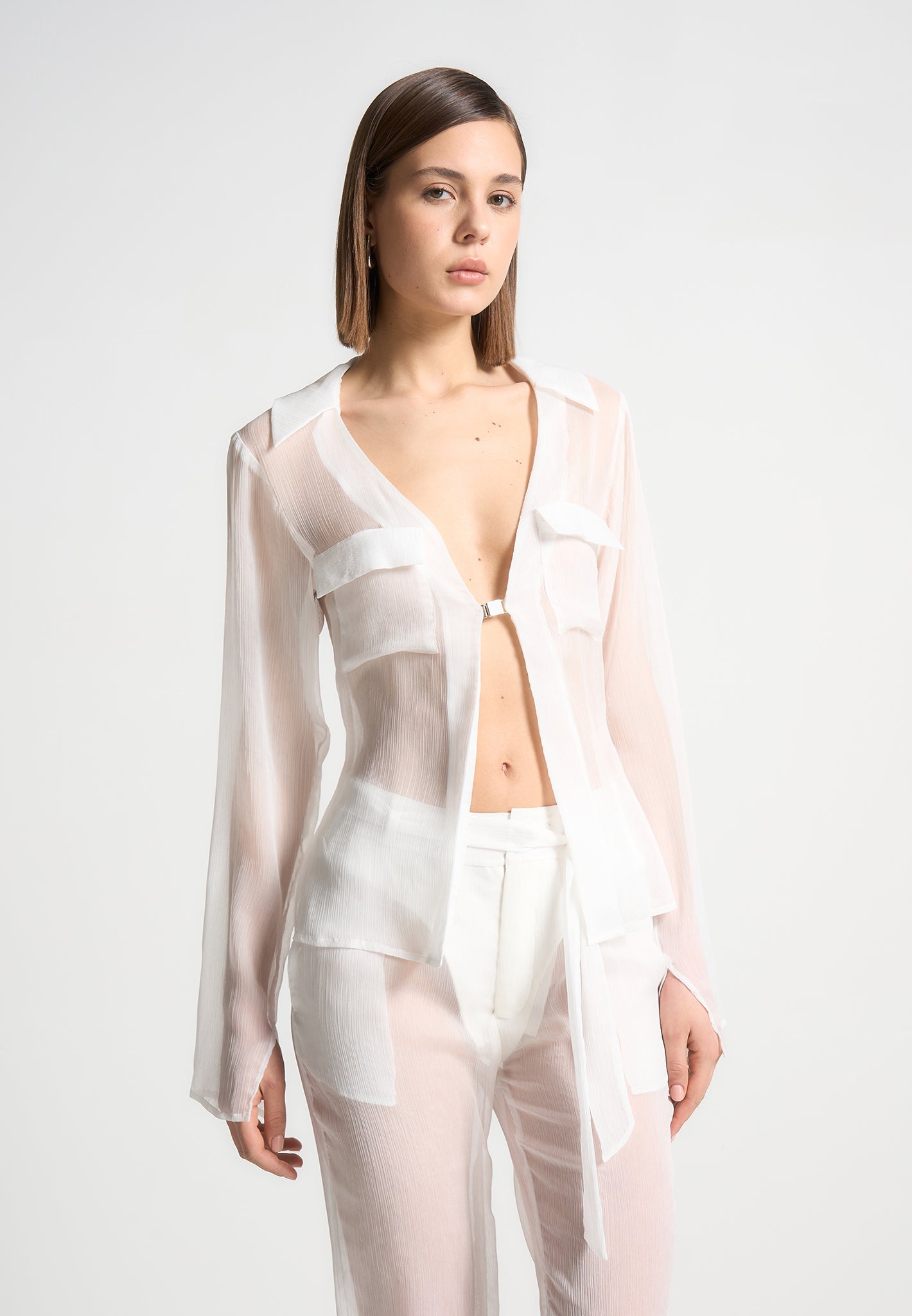 Transparentes Shirt mit Verschluss - Weiß 