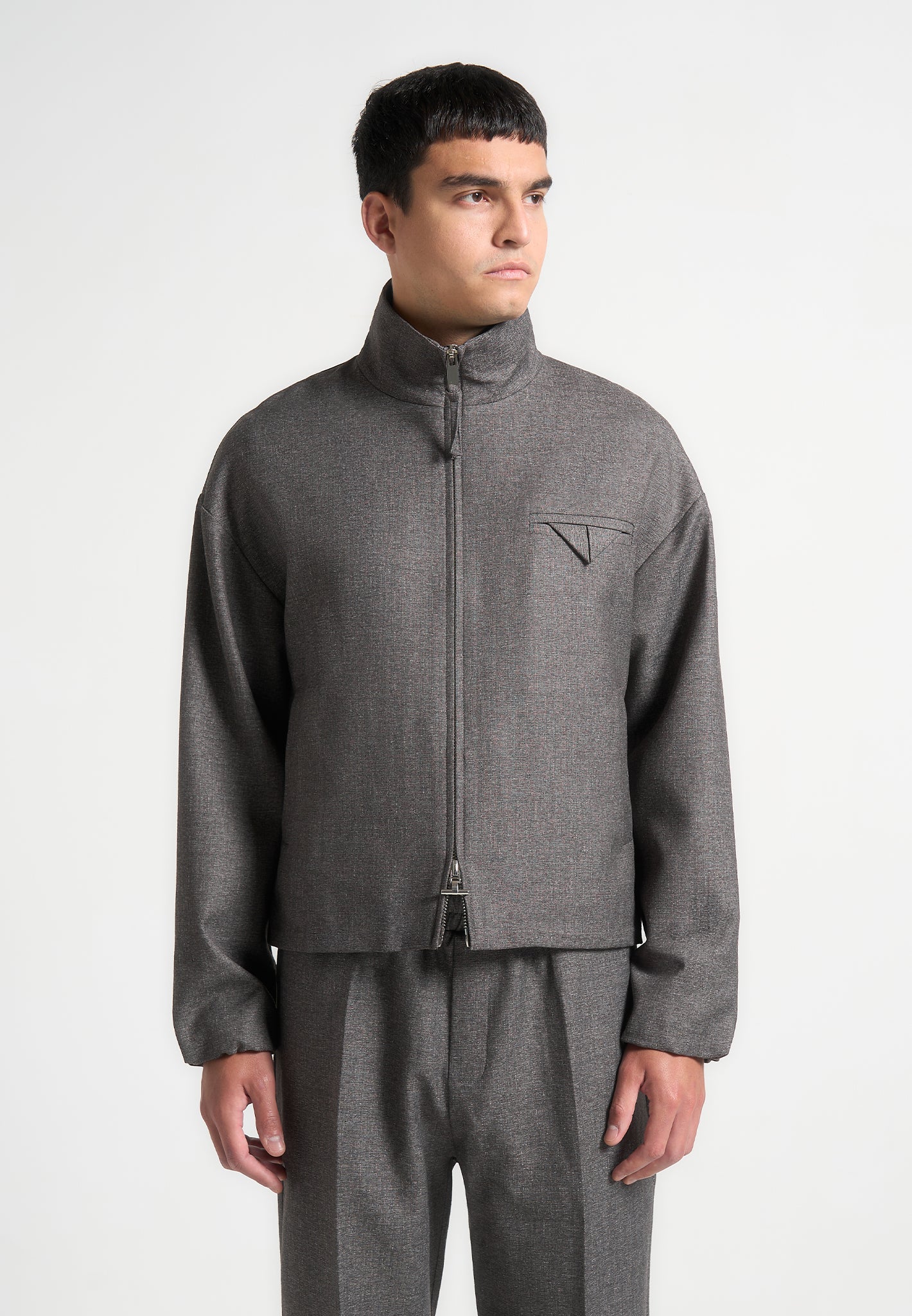 Maßgeschneiderte Jacke mit Trichterkragen - Grau 