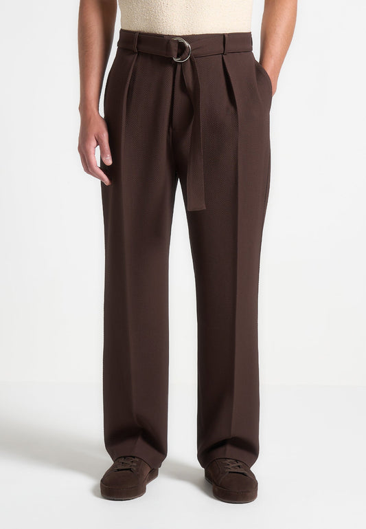 Relaxed Fit Strukturierte Tailoring-Hose mit Gürtel - Braun 