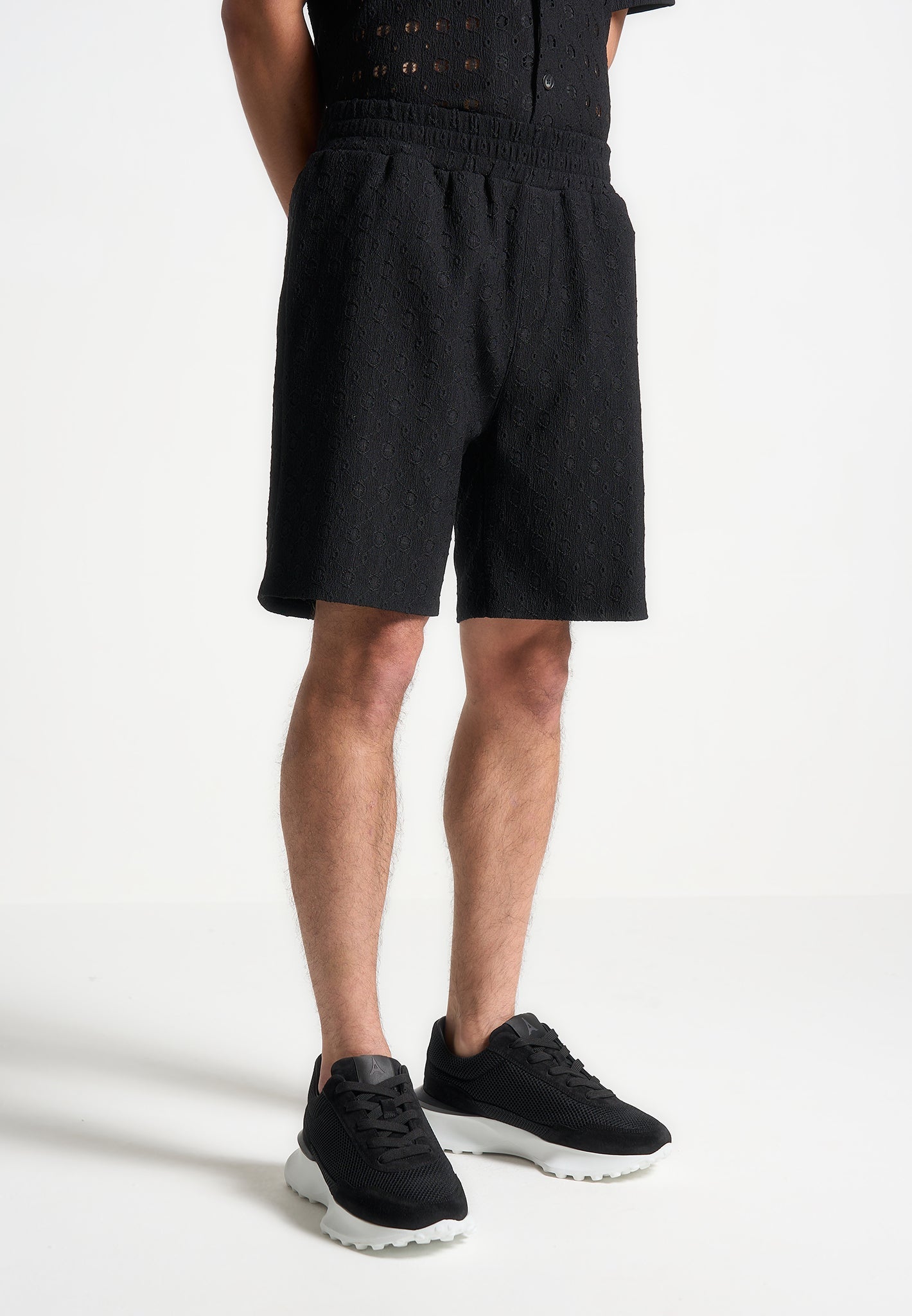 Strukturierte Shorts - Schwarz