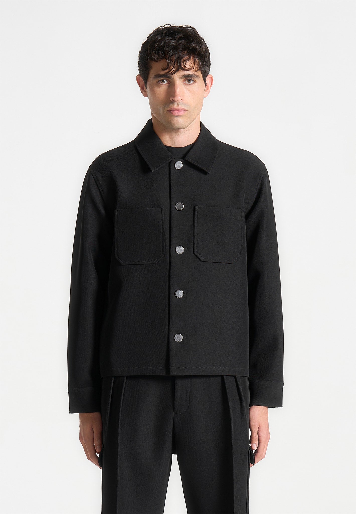 Kurzes Twill-Hemd mit Tasche - Schwarz 