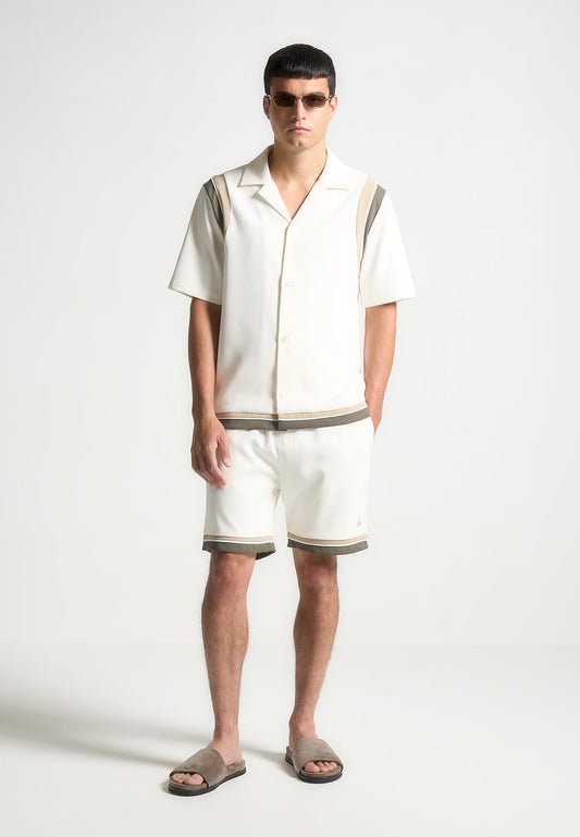 College-Shorts - Creme 