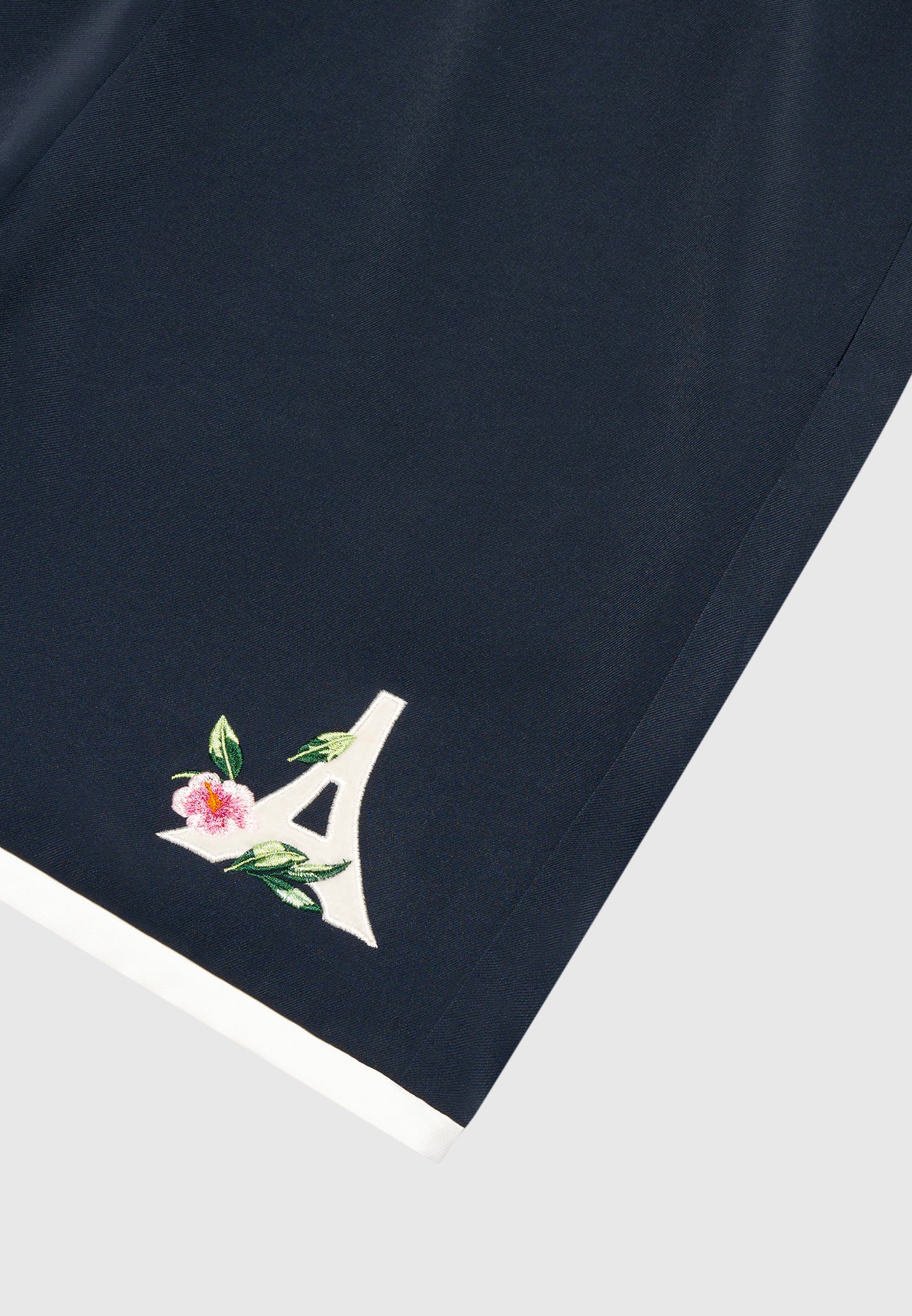 Eiffel-Shorts aus Samt – Marineblau/Weiß 